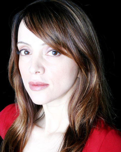 File:Frida Betrani.png