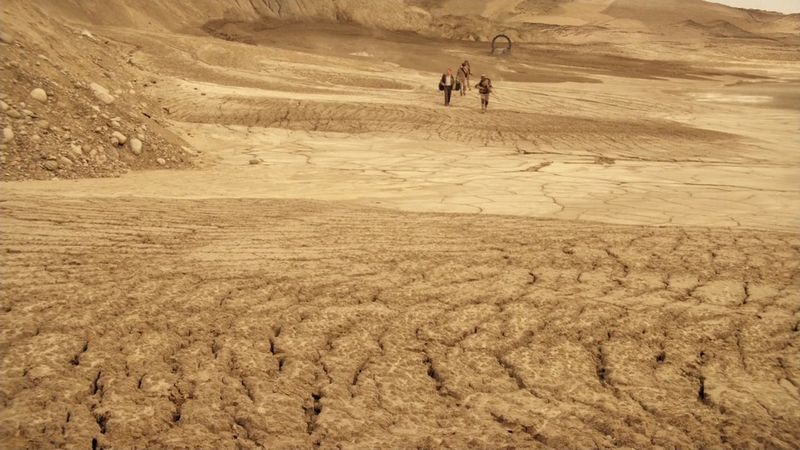 File:Gravel pit planet in Justice.jpg