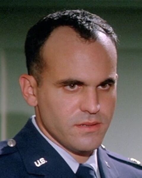 File:Johnson (Stargate) in Stargate (film).jpg