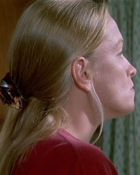 File:Sara O'Neill in Stargate (film).jpg